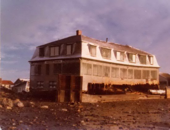 Silver Sands Inn at Higgins Beach after the Blizzard of 1978.