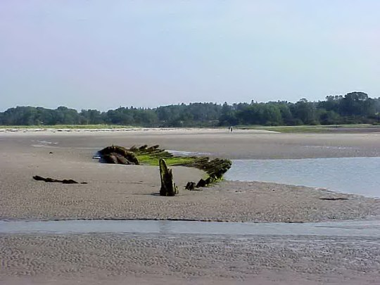 Shipwreck on Higgins Beach